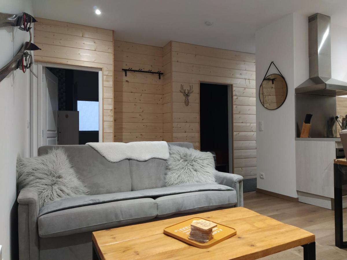 Logement Cosy 4/6 Pers - Quartier Historique Calme 코트레 외부 사진